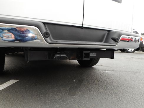 Used 2017 Chevrolet Express 3500 LT w/ LT Preferred Equipment Group image 9