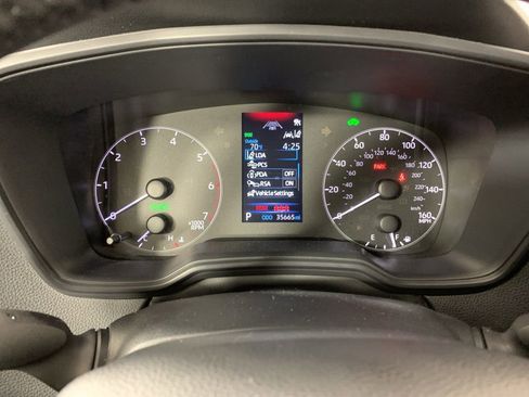 Used 2025 Toyota Corolla SE FWD image 19
