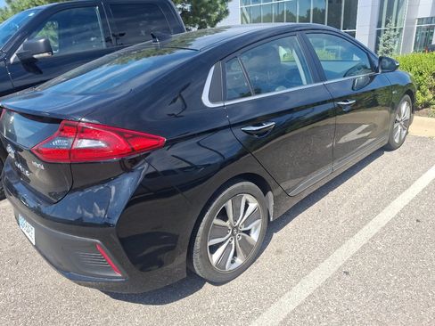 Used 2017 Hyundai Ioniq Limited FWD image 4