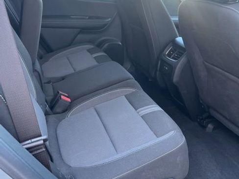 Used 2024 Chevrolet Blazer LT w/ Convenience Package FWD image 10