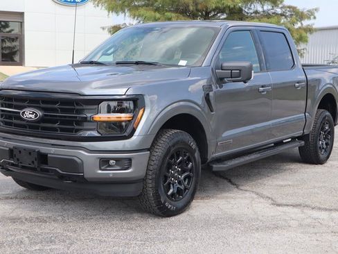 New 2025 Ford F150 XLT w/ Equipment Group 302A MID image 2