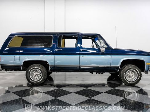 Used 1990 GMC Suburban 4WD image 13