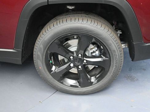 New 2025 Jeep Grand Cherokee L Limited w/ Black Appearance Package image 10