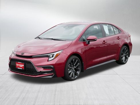 Certified 2025 Toyota Corolla XSE FWD image 3
