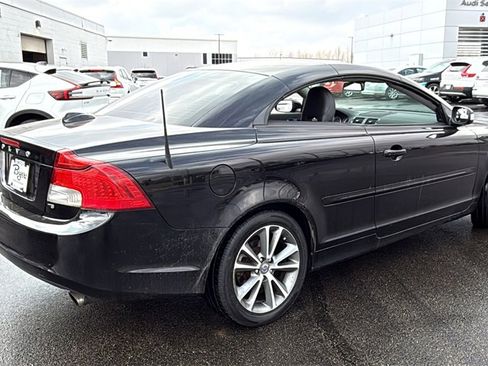 Used 2011 Volvo C70 T5 image 3