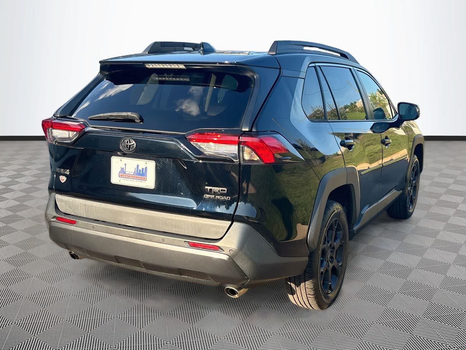 Used 2020 Toyota RAV4 TRD Off-Road AWD/4WD image 5
