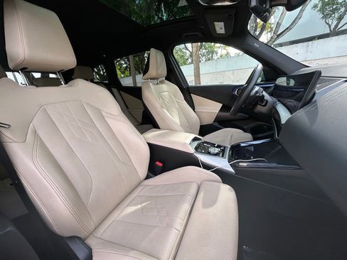 Used 2025 BMW X3 xDrive30i AWD/4WD image 36
