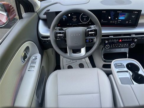New 2026 Hyundai Ioniq 9 SEL image 8