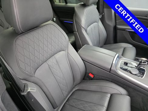 Certified 2022 BMW X5 M50i image 28