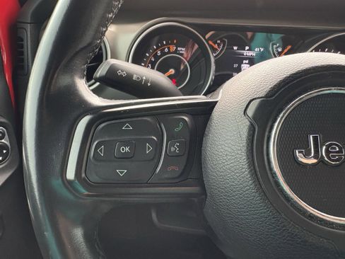 Used 2018 Jeep Wrangler Unlimited Sport S image 15