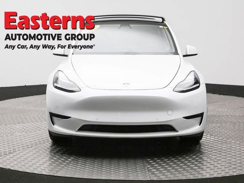 Used 2021 Tesla Model Y Long Range image 2