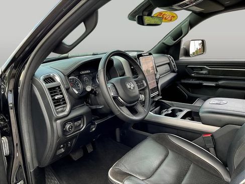 Used 2025 RAM 1500 Laramie AWD/4WD image 20
