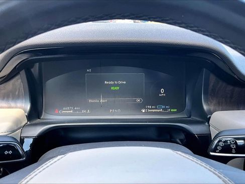 Used 2020 Lincoln Aviator Grand Touring w/ Equipment Group 301A AWD/4WD image 11