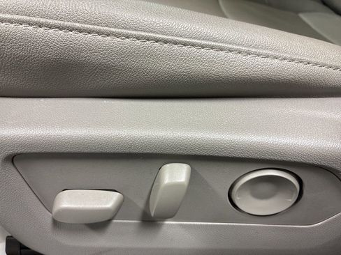 Used 2023 Chevrolet Silverado 1500 LTZ w/ LTZ Convenience Package II image 11