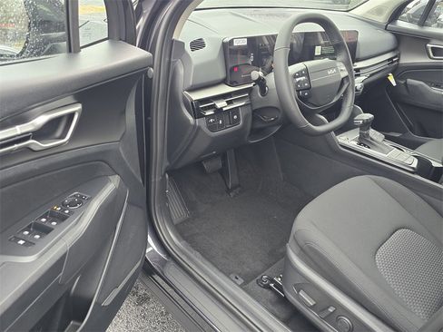 New 2026 Kia Sportage LX w/ LX Convenience Package image 9