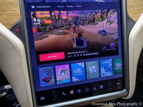 Used 2020 Tesla Model S Long Range Plus image 24