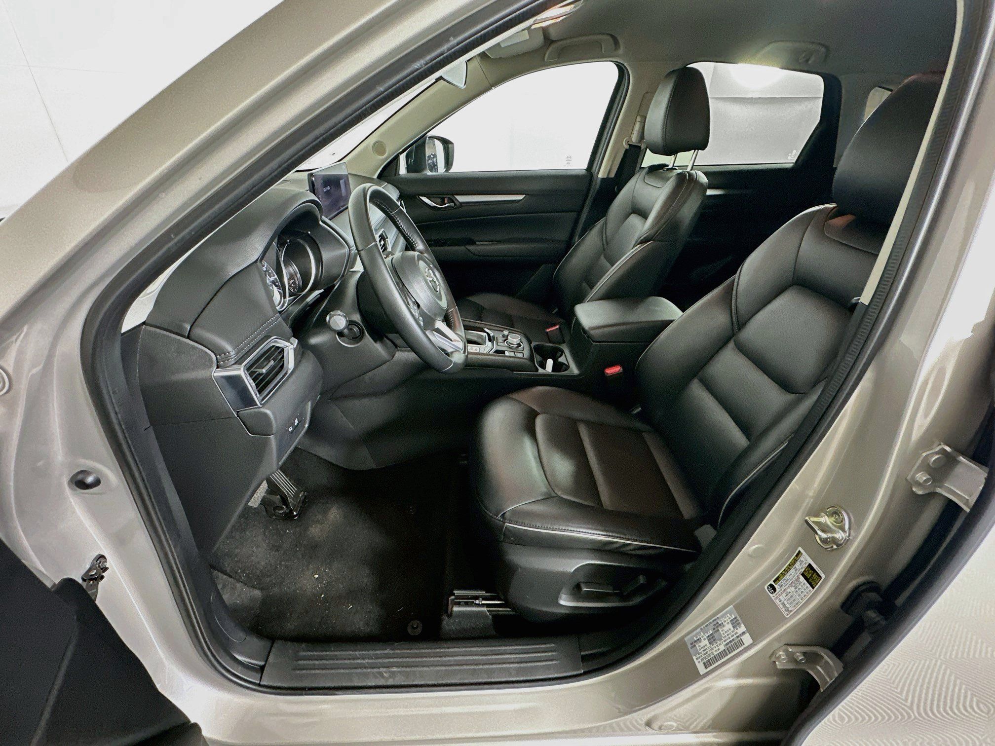 Used 2025 MAZDA CX-5 AWD 2.5 S w/ Select Package image 13