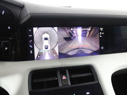 Used 2023 Porsche Taycan w/ Premium Package image 30