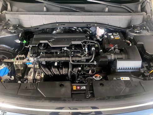 Certified 2025 Hyundai Kona SEL FWD image 33