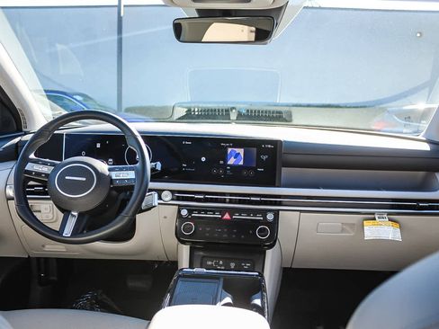 Certified 2025 Hyundai Tucson SEL image 17