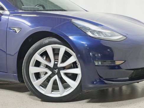 Used 2018 Tesla Model 3 Long Range image 5