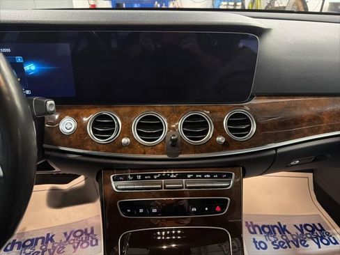 Used 2023 Mercedes-Benz E 350 4MATIC Sedan image 19