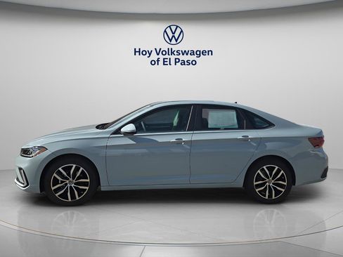 New 2026 Volkswagen Jetta SE image 5