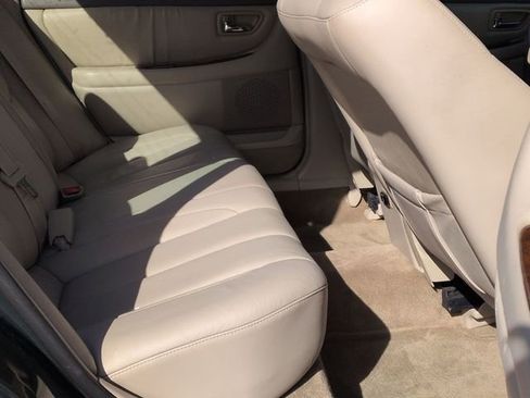 Used 2000 Toyota Avalon XLS image 24
