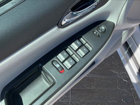 Used 2014 Chevrolet Impala Limited LS FWD image 33