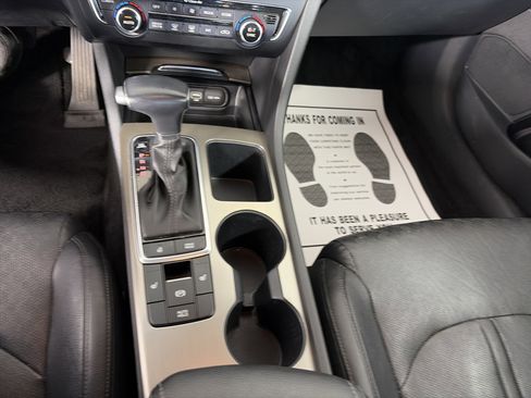 Used 2017 Kia Optima EX FWD image 27