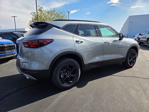 New 2025 Chevrolet Blazer LT w/ Convenience Package image 4