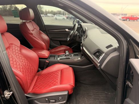 Used 2018 Audi SQ5 Prestige w/ Prestige Package image 13