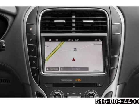 Used 2020 Lincoln Nautilus Reserve AWD/4WD image 17