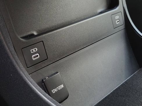 Certified 2023 Subaru Solterra AWD image 27