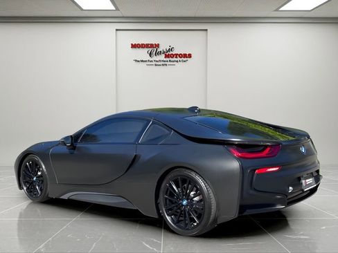 Used 2019 BMW i8 Coupe AWD/4WD image 3