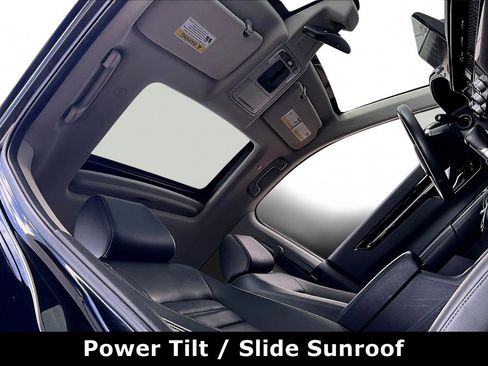 Used 2023 Honda CR-V EX-L image 26