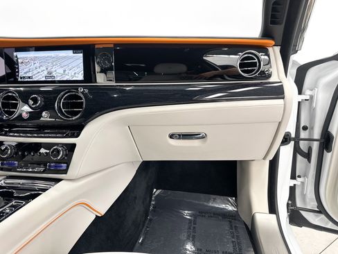 Used 2021 Rolls-Royce Ghost image 26