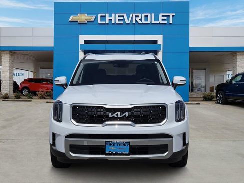 Used 2025 Kia Telluride EX FWD image 2