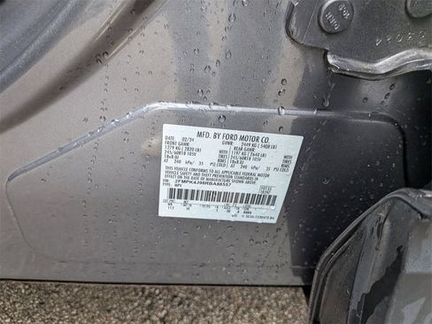 Used 2024 Ford Edge SEL image 33