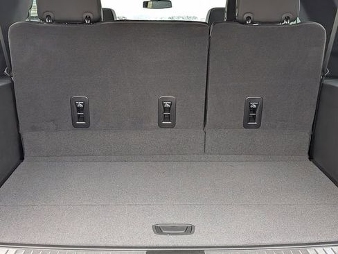 New 2026 Chevrolet Suburban RST w/ Comfort Package image 8