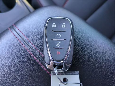 Certified 2022 Chevrolet Equinox RS w/ RS Leather Package image 36