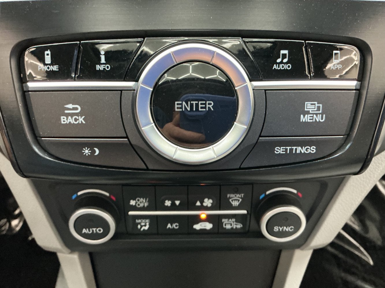 Used 2016 Acura ILX w/ Premium Package FWD image 37