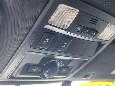 Used 2017 Toyota Tacoma TRD Pro AWD/4WD image 32