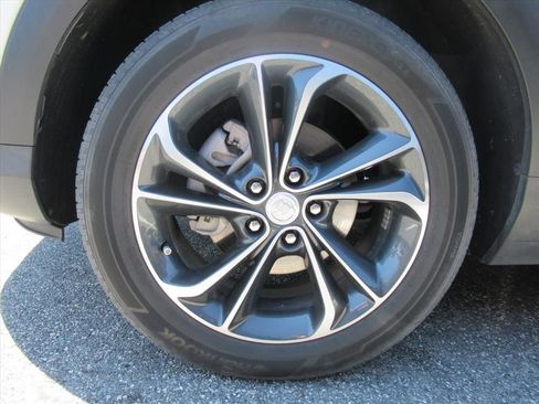 Used 2023 Buick Encore GX Select FWD image 5