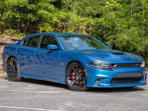 Used 2020 Dodge Charger Scat Pack w/ Dynamics Package RWD image 4