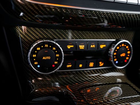 Used 2017 Mercedes-Benz G 550 Squared image 15