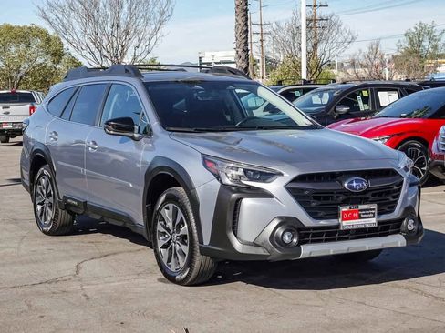 Used 2023 Subaru Outback Limited XT image 3