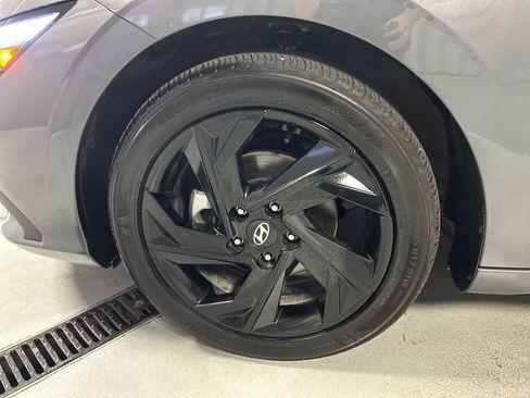 Used 2026 Hyundai Elantra Sport FWD image 9