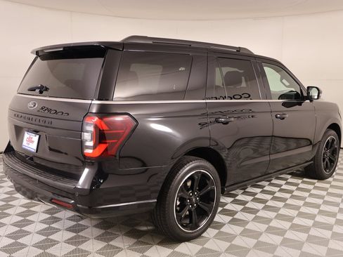 Used 2023 Ford Expedition Limited AWD/4WD image 22