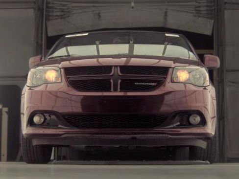 Used 2019 Dodge Grand Caravan GT FWD image 23